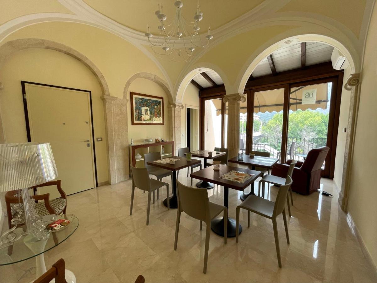 B&B Ponte Capograssi Sulmona Buitenkant foto