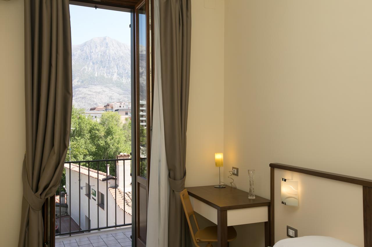 B&B Ponte Capograssi Sulmona Buitenkant foto