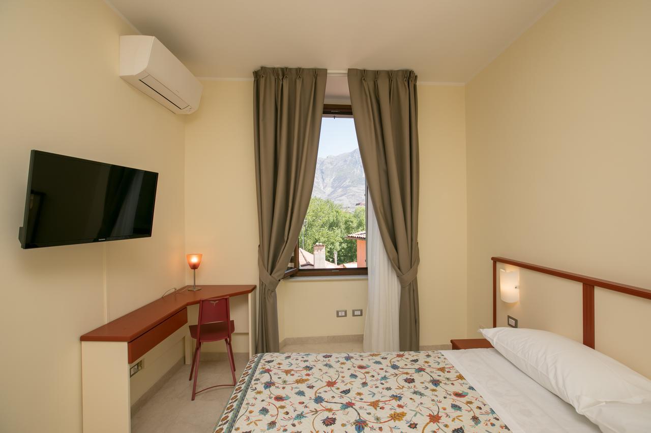 B&B Ponte Capograssi Sulmona Buitenkant foto